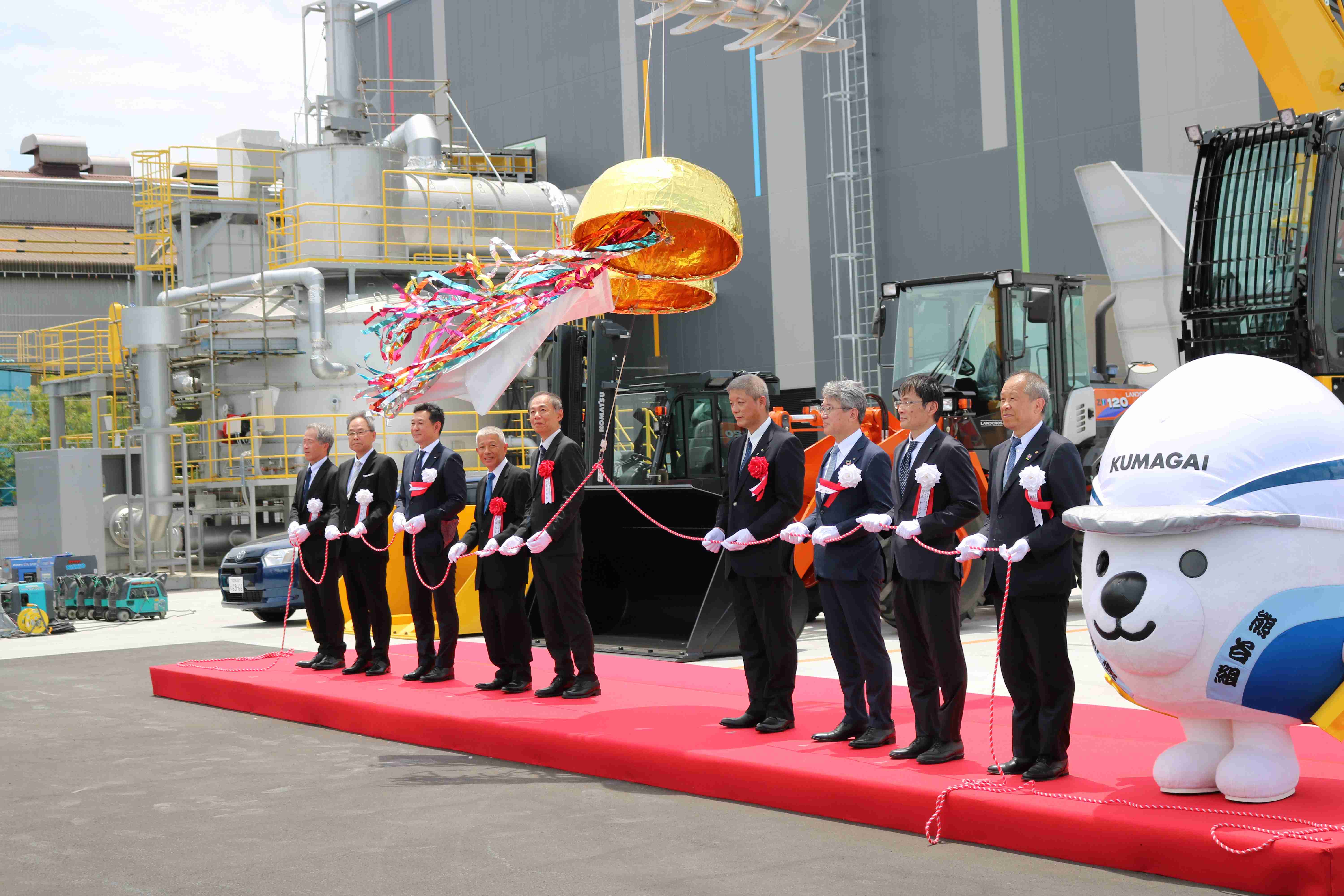 We joined the completion ceremony for the Local Energy System (Japan’s first black bark pellet) manufacturing plant!